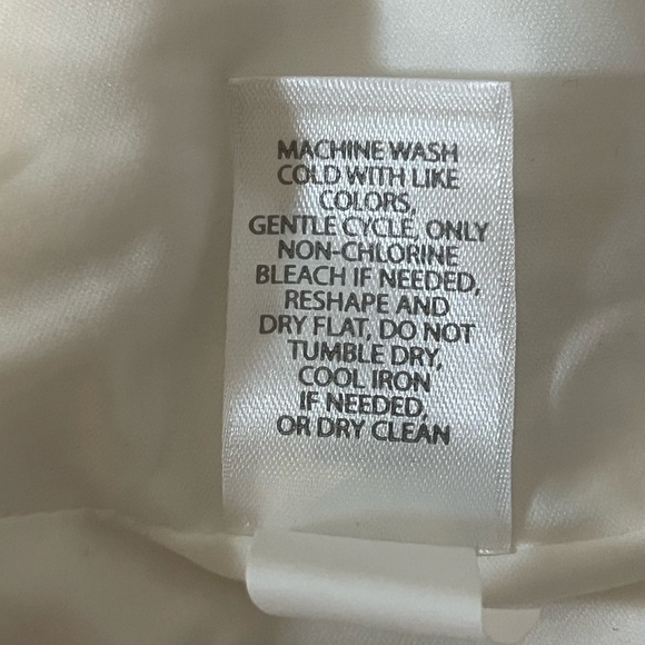 J Jill Wherever Elegant White Cropped Blazer with Black Piping. size XS - Picture 7 of 8